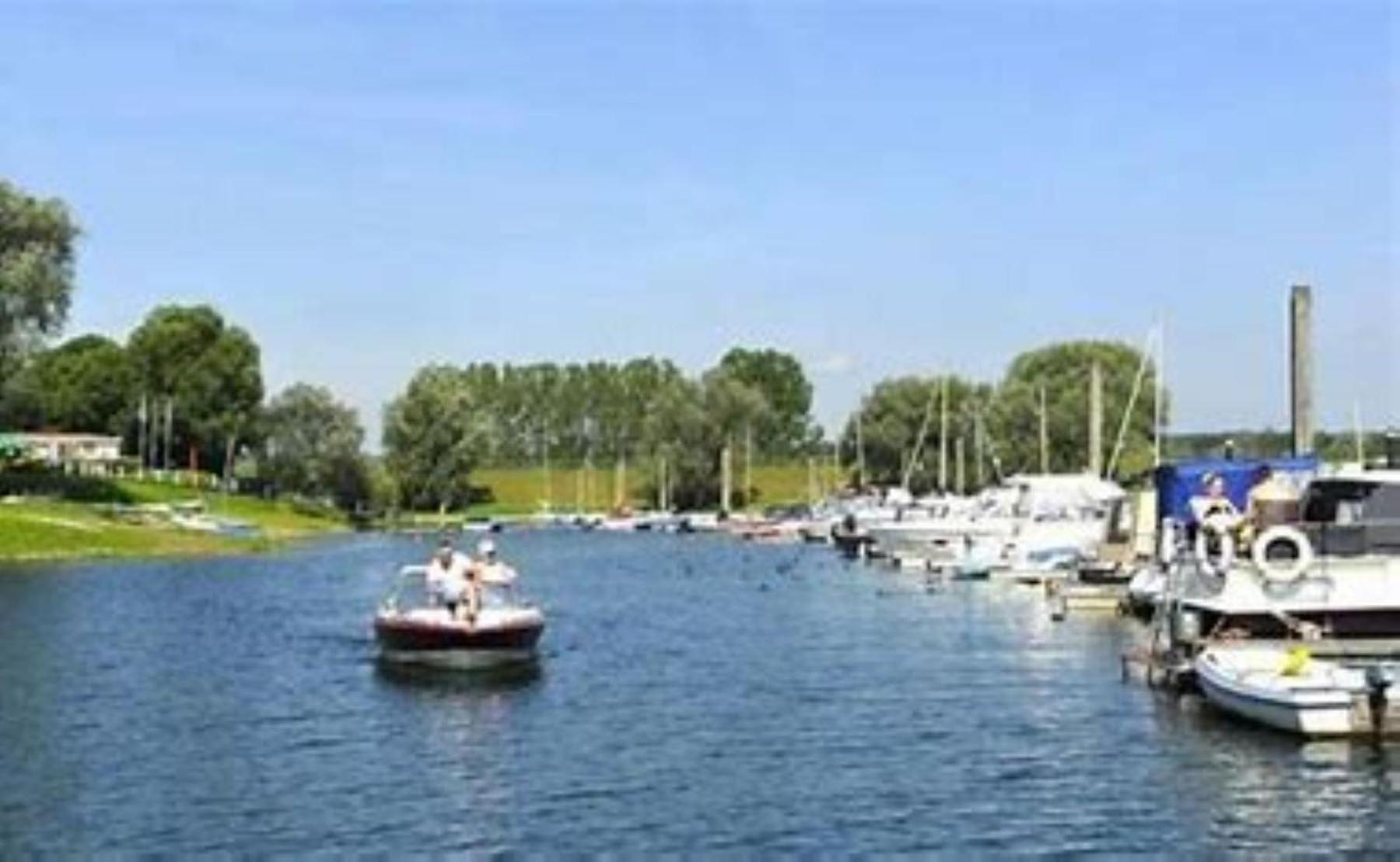 Tiny Haus Auszeit Am See Lathum Экстерьер фото