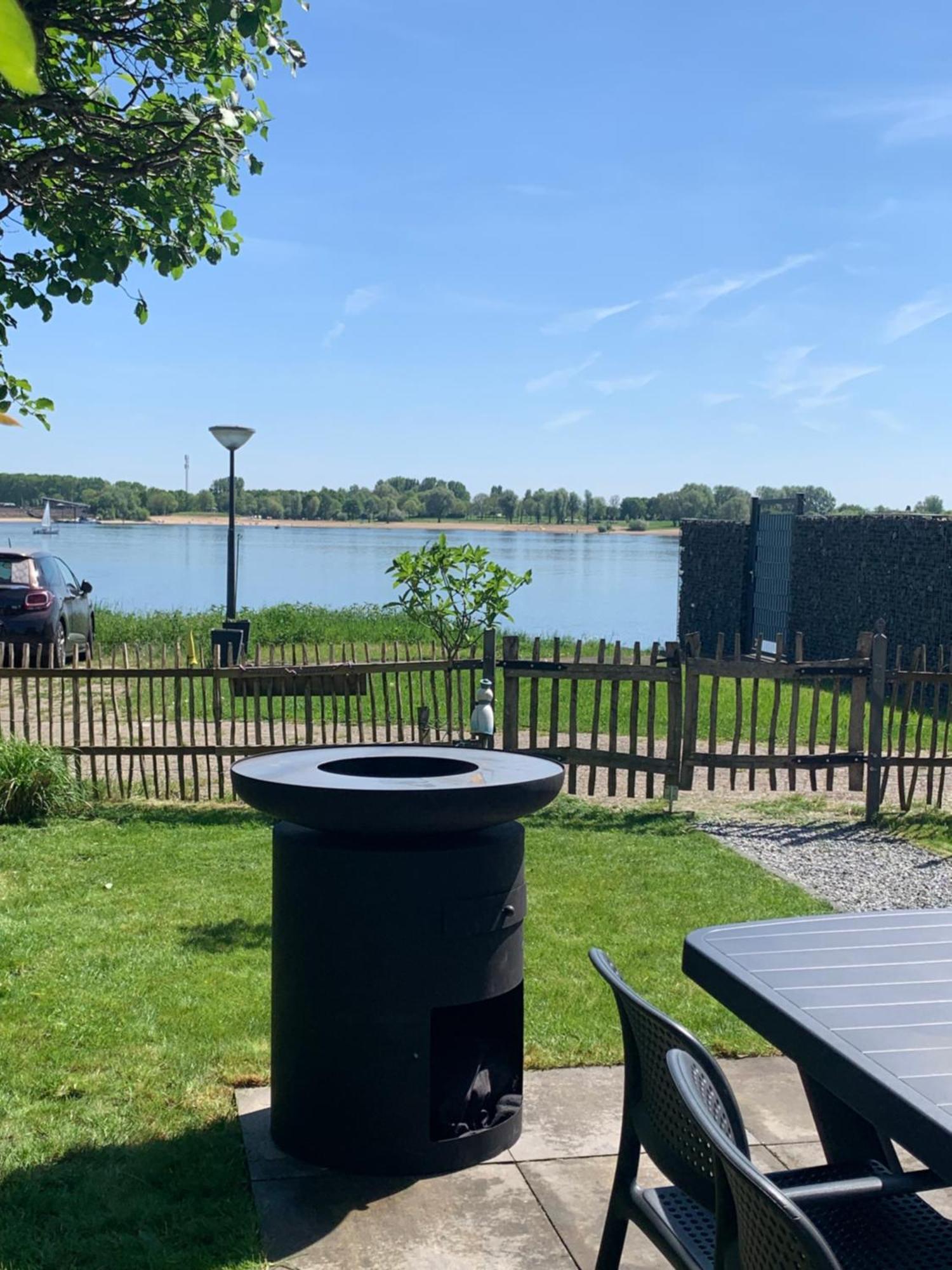 Tiny Haus Auszeit Am See Lathum Экстерьер фото